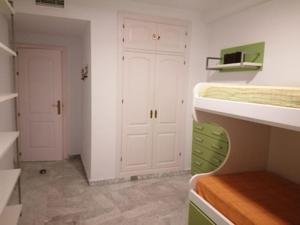 Holidays2Benalmadena Torrequebrada Sea View Front Beach With Pool Parking & Terraces Экстерьер фото