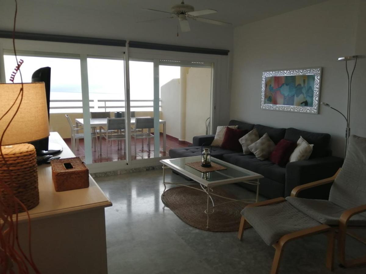 Holidays2Benalmadena Torrequebrada Sea View Front Beach With Pool Parking & Terraces Экстерьер фото