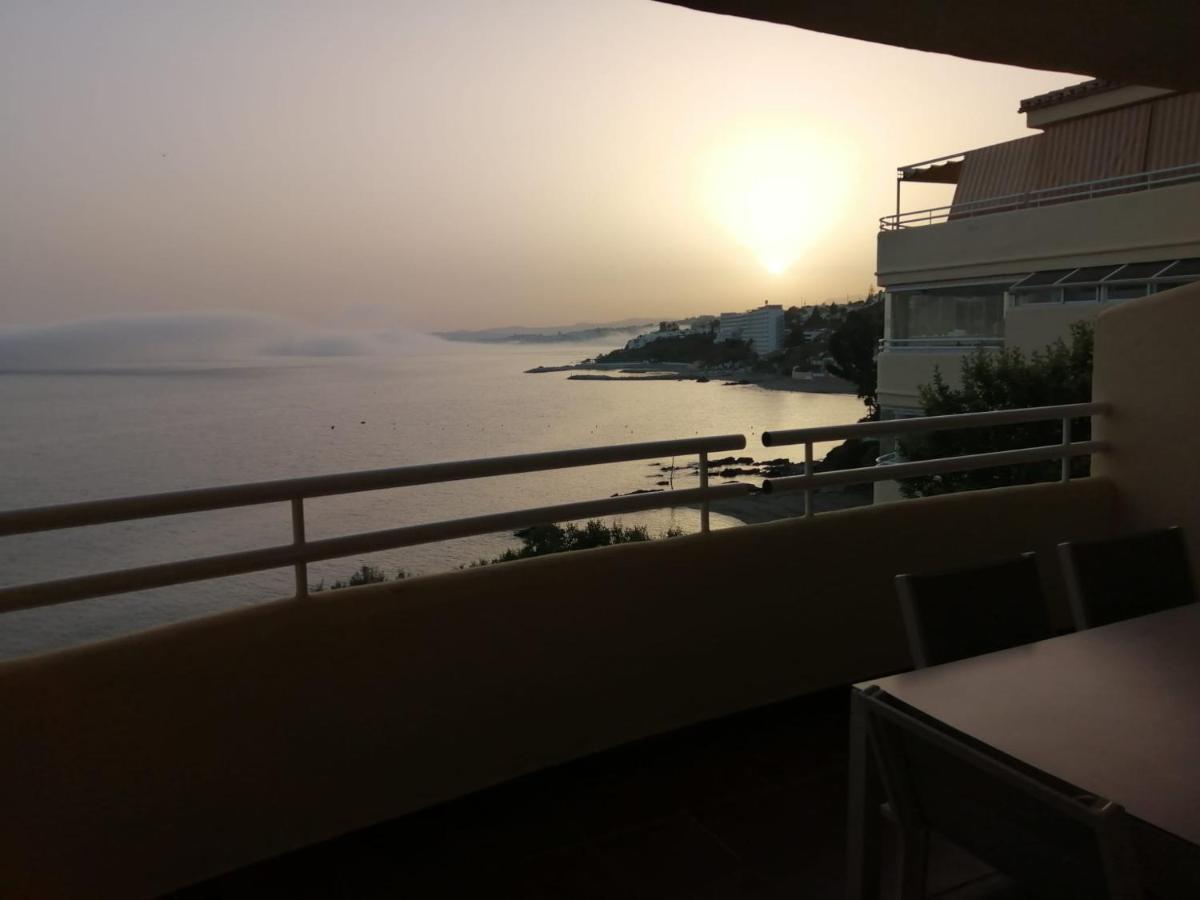 Holidays2Benalmadena Torrequebrada Sea View Front Beach With Pool Parking & Terraces Экстерьер фото